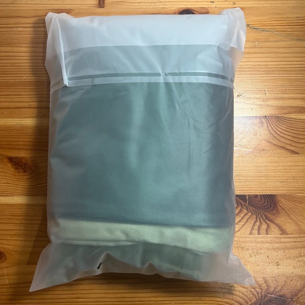 Learife Teal Decorative Throw Pillow Covers 18x18 Set of 4，Velvet Solid Color Co